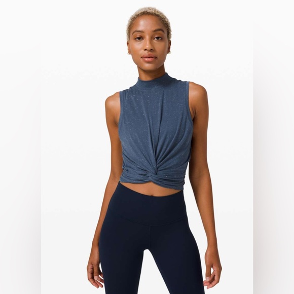 Lululemon Time to Restore Mock Neck Tank Size 2 in Iron Blue / White - Picture 4 of 4